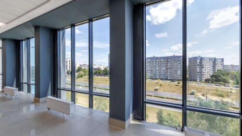 Moderne Fenstertechnologien im zeitgemäßen Wohnbau